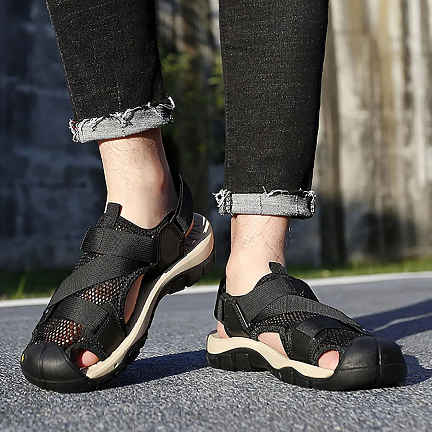 2023 New Andals Men's Breathable Sports Outdoor Beach Shoes Slip Hollow Cowhide Men's Shoes Thong Sandals for Men Wide Men's