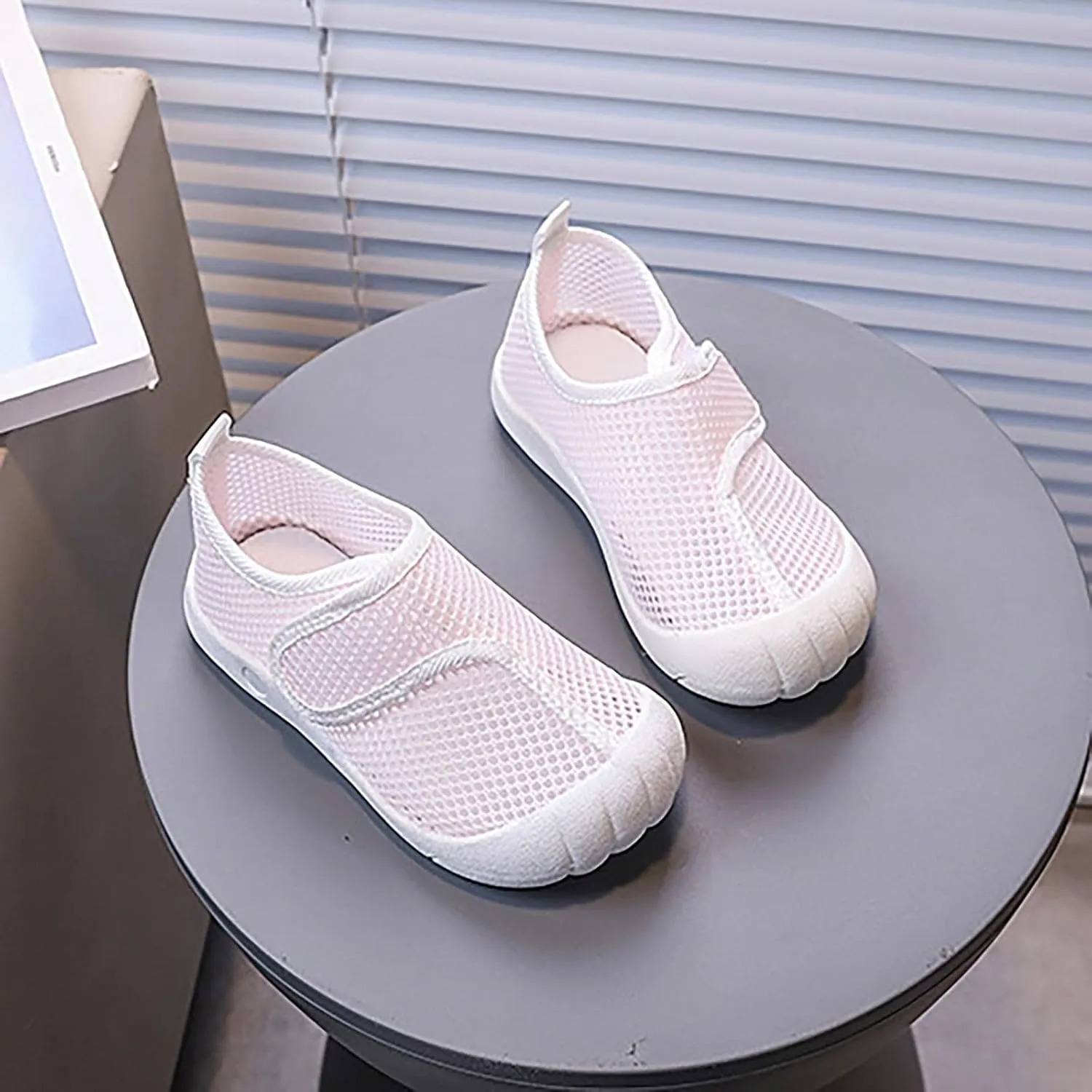 Adjustable Slides Summer New Hollowed Breathable Mesh Shoes Boys Baotou Anti Kick Sandals Girls Solid Color Beach Shoes