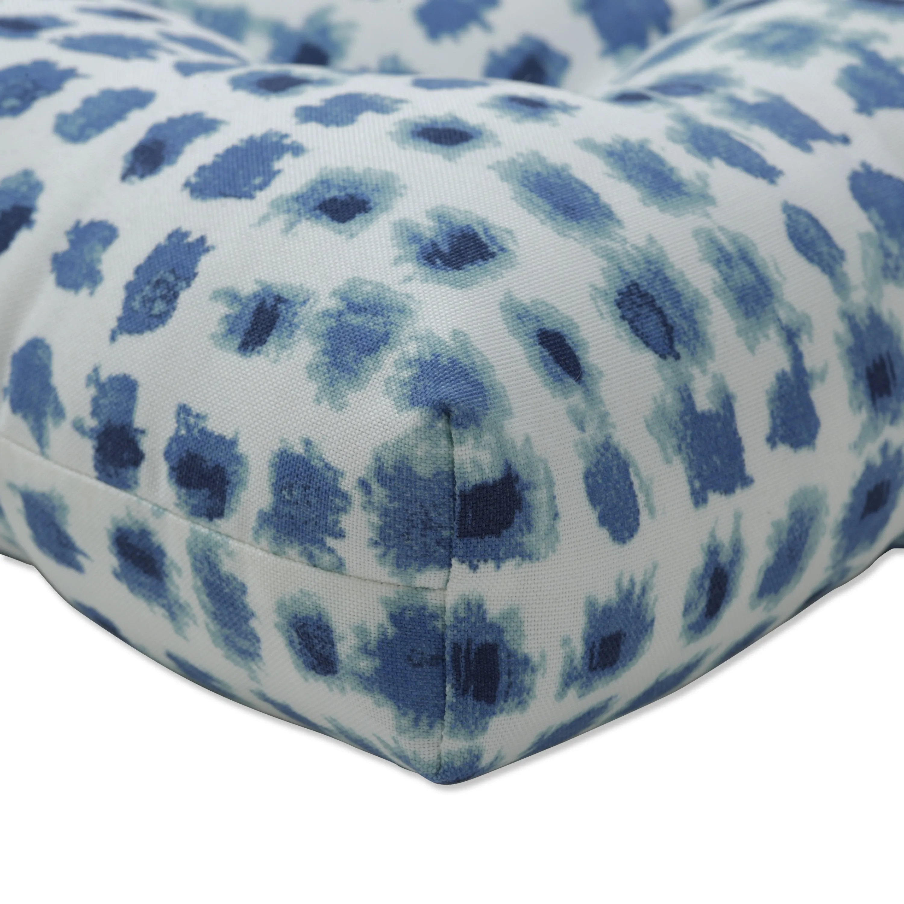 Alauda Porcelain Wicker Loveseat Cushion
