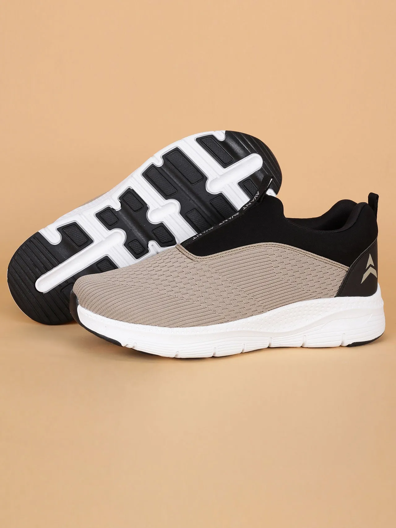 Avant Men's Sigma Slip on Walking Shoes - Tan Brown