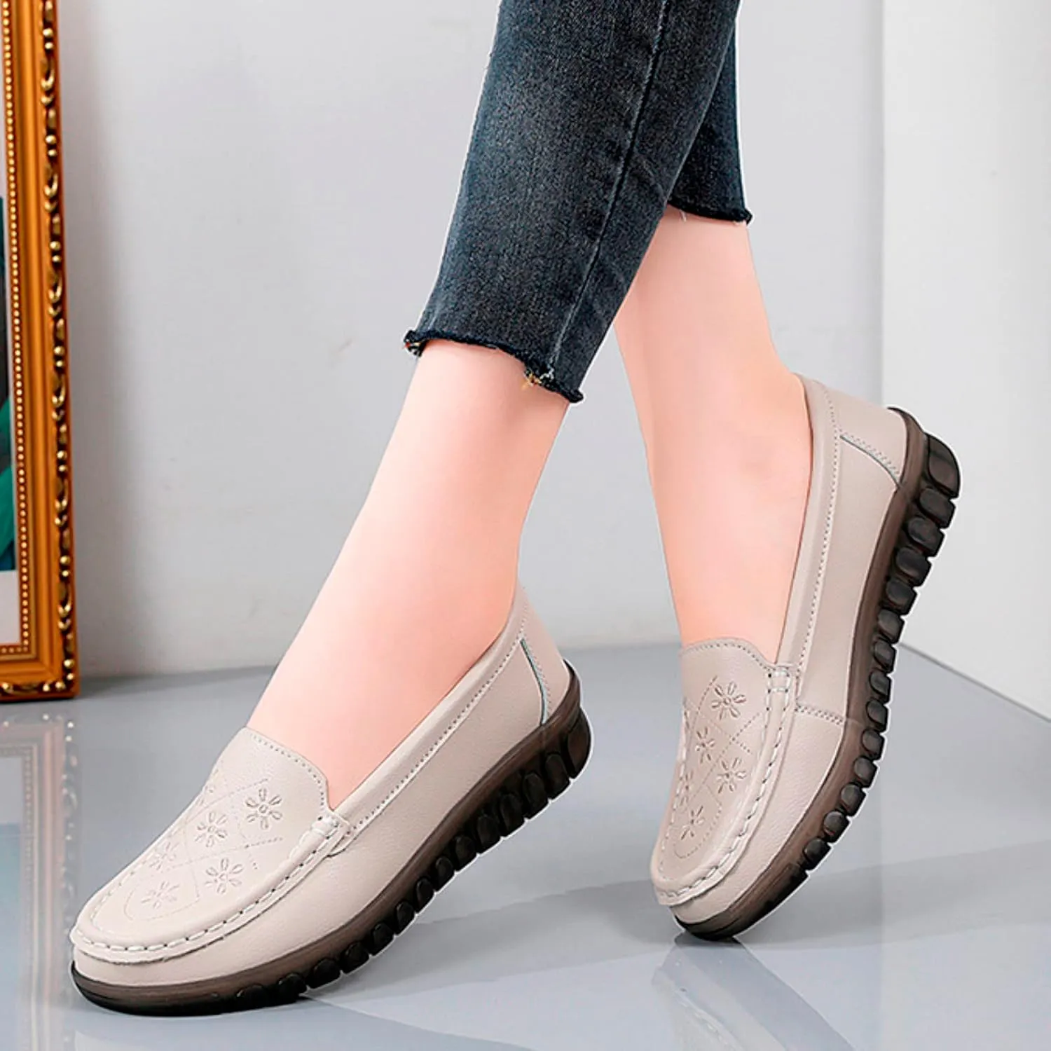 Barefoot Shoes Women Fashion Sneakers for Women 2024 Black Loafers Women Closed Head Cute Cozy Christmas Running Shoes Women Wide Toe Box Trendy Casual