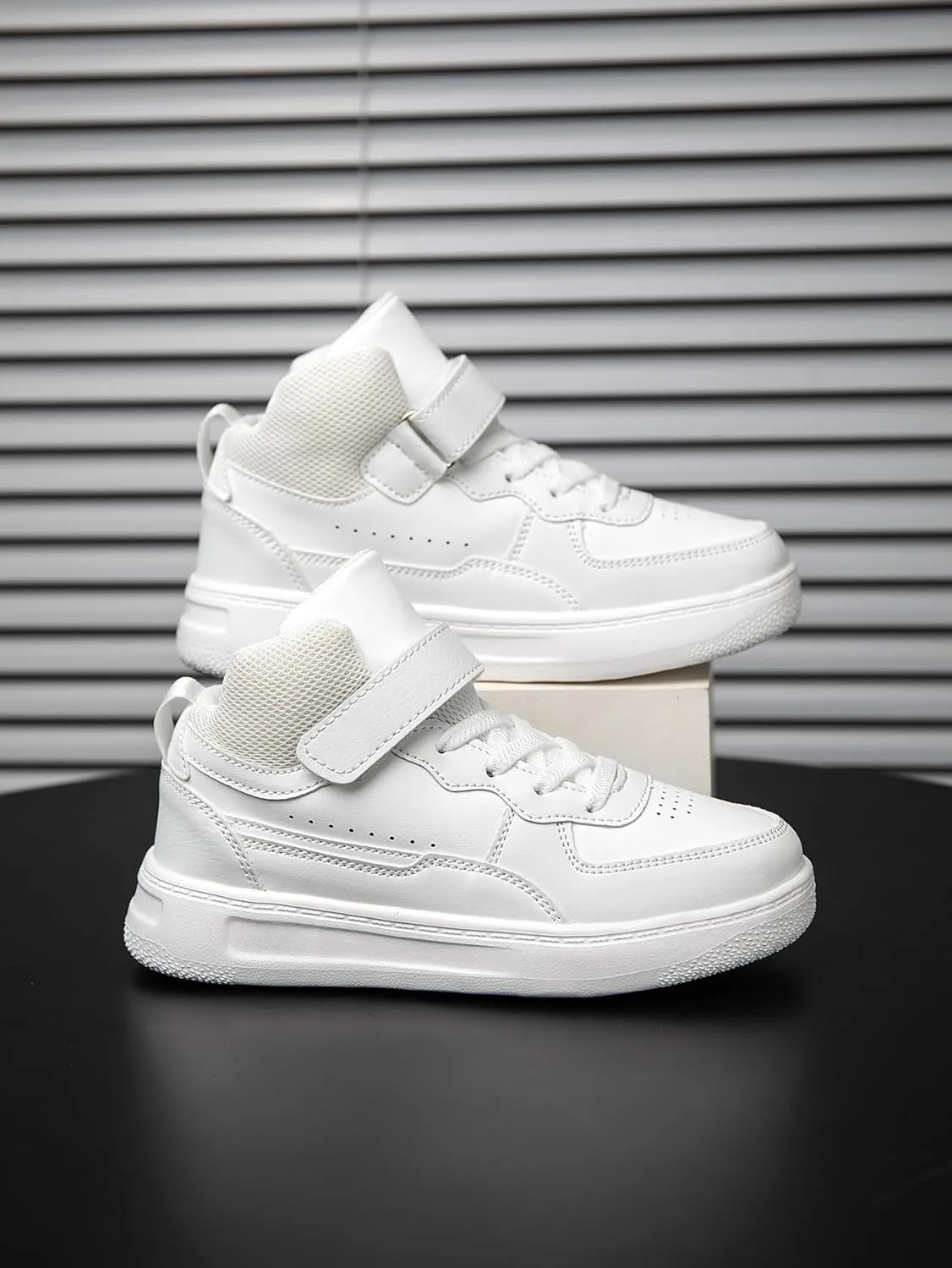 Boys Girls Sports Board Shoes with Leather Upper, Breathable Comfortable, for Basketball Running Walking Tennis Suitable for All Seasons