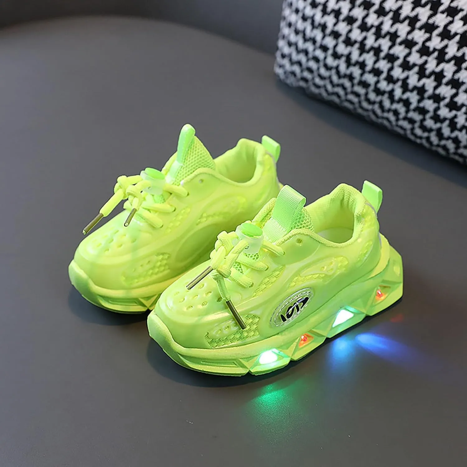 Childrens Toddler Glitter Sneakers Baby Boys Girls First Walking Running Sport Shoes Lace Breathable Sequins Sneakers