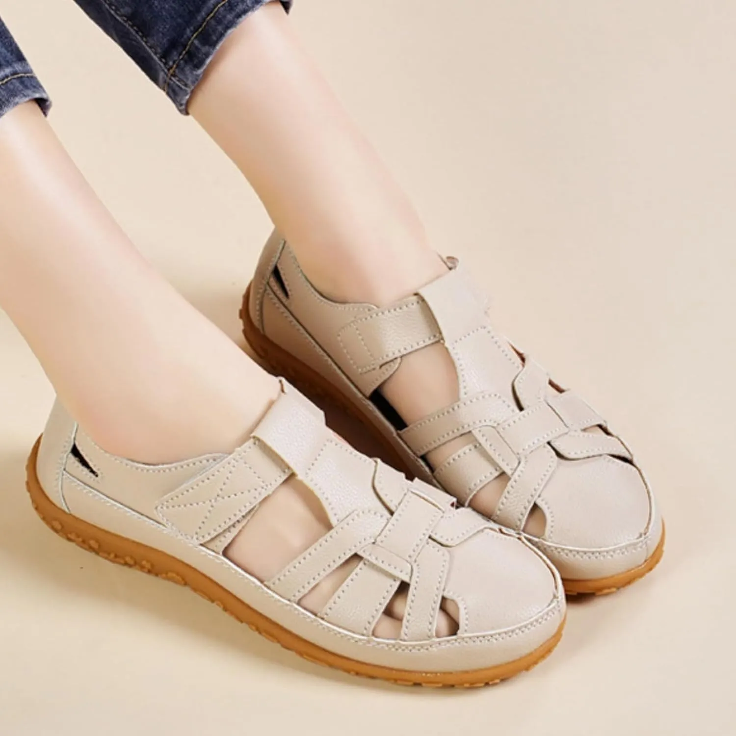Closed Toe Sandals for Women Casual Loafers Cute Slip On Comfort Walking Flats Summer Hollow Out Sandals Breathable Outdoor Shoes Soft Bottom Beach Sandal Dressy Wedge Shoes