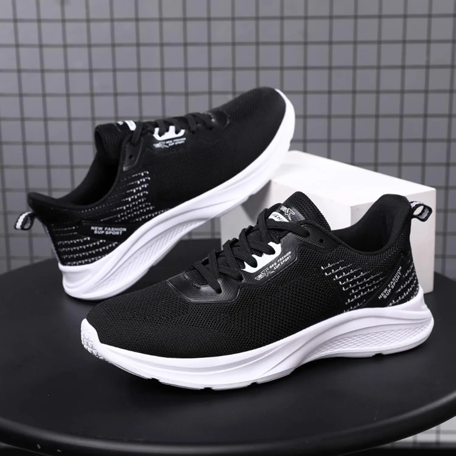 Couple Models Men's Spring and New Korean Version Breathable Lightweight Student Running Mens Lite Adapt Sneaker
