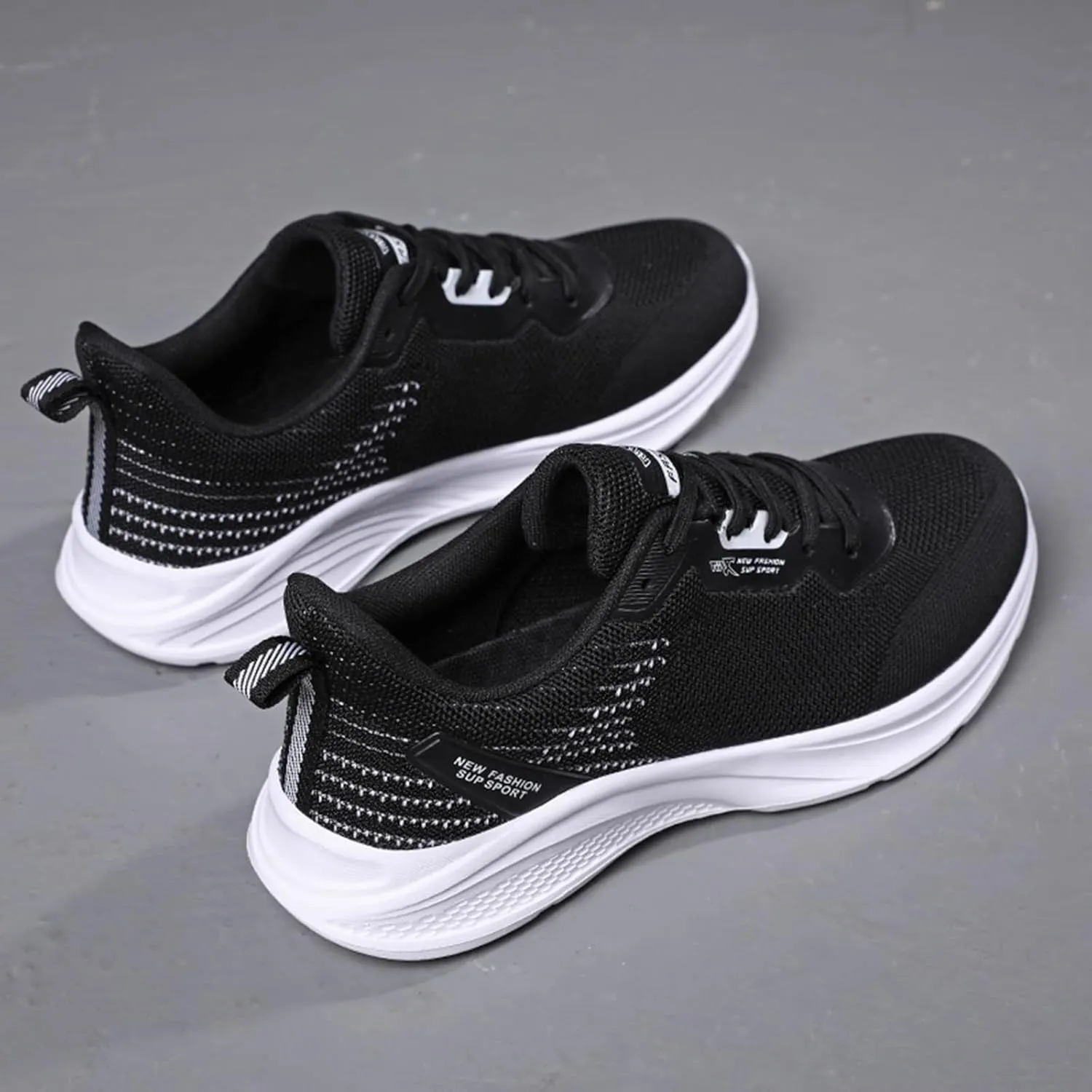 Couple Models Men's Spring and New Korean Version Breathable Lightweight Student Running Mens Lite Adapt Sneaker
