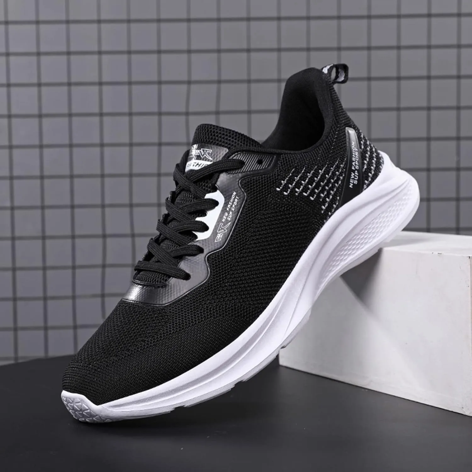 Couple Models Men's Spring and New Korean Version Breathable Lightweight Student Running Mens Lite Adapt Sneaker