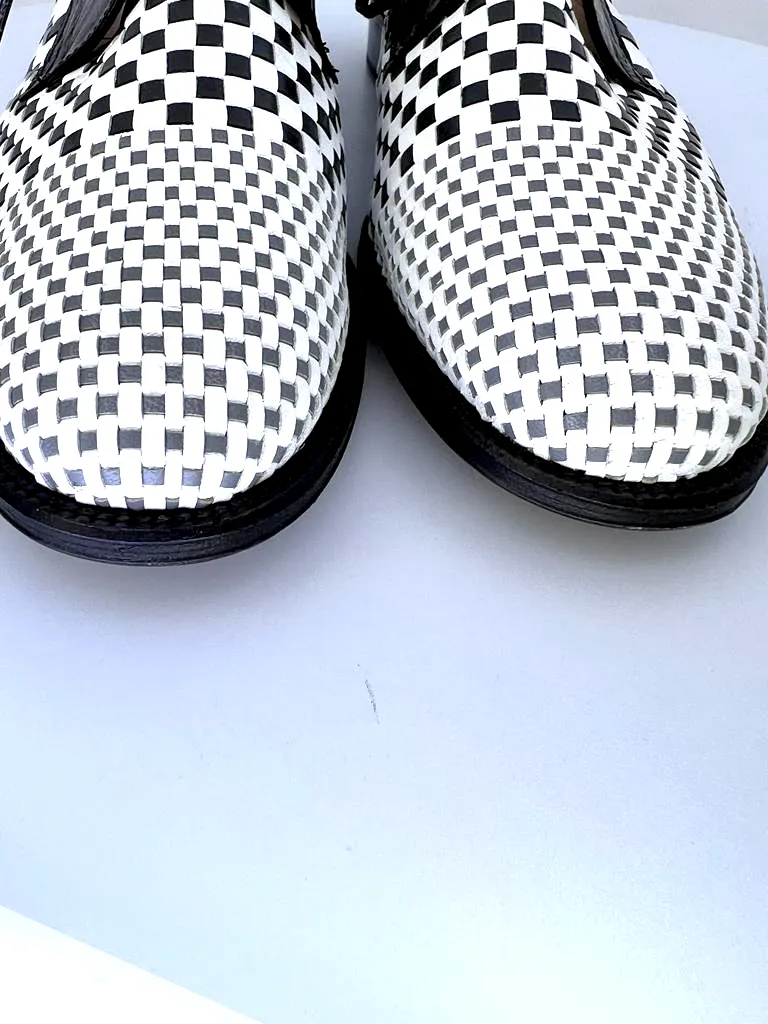 DIAN B. MILANO OXFORD SHOES