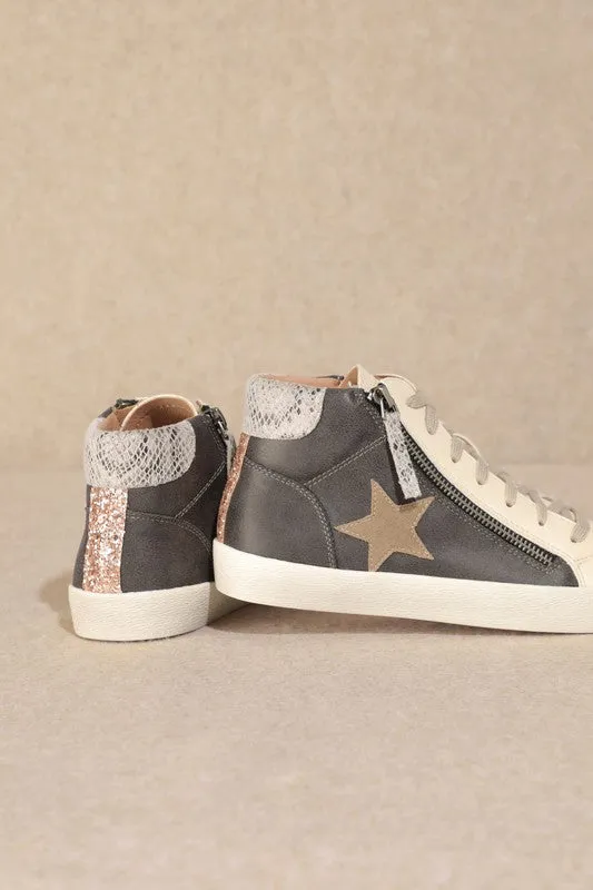Elle Sneakers