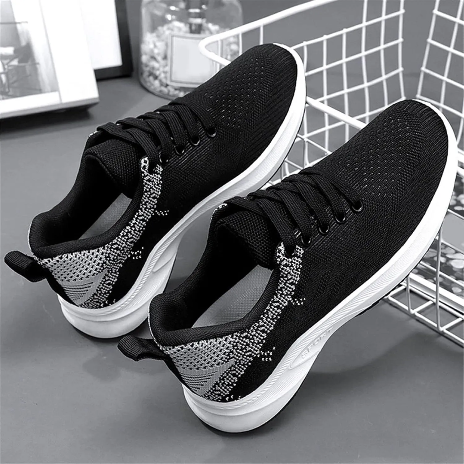 Fashion Sneakers for Women 2025 Casual Mesh Summer Lace up Breathable Closed Toe Outdoor Running Shoes Comfortable for Workout Running Walking