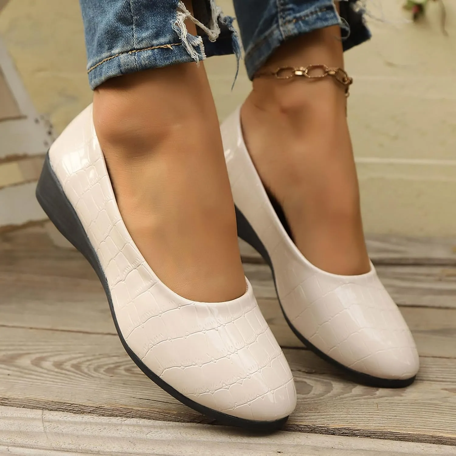 Flats for Women Soft Ballet Shoes Comfortable PU Leather Dressy Flat Shoes Round Toe Slip on Walking, Driving, Work