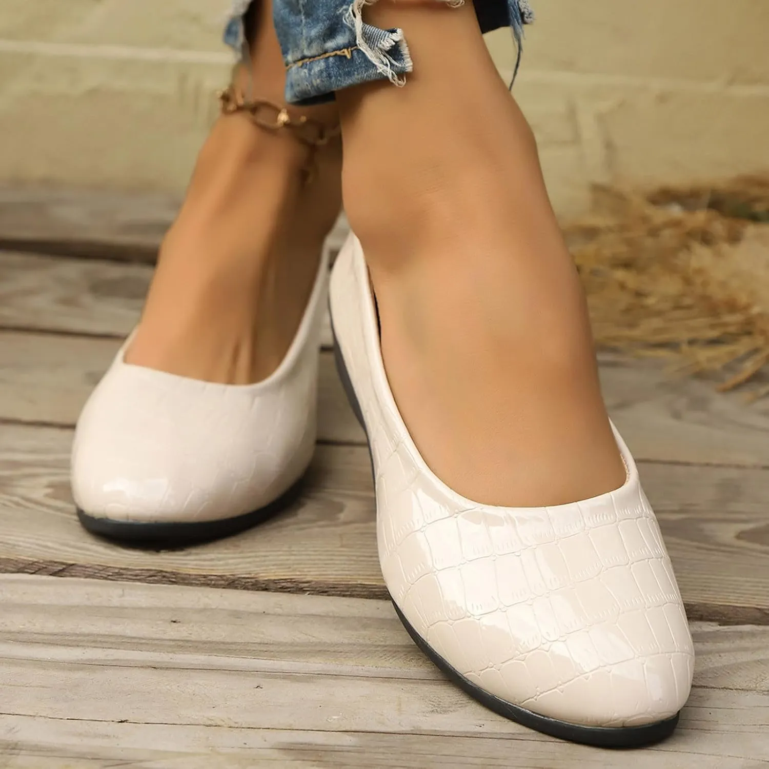 Flats for Women Soft Ballet Shoes Comfortable PU Leather Dressy Flat Shoes Round Toe Slip on Walking, Driving, Work