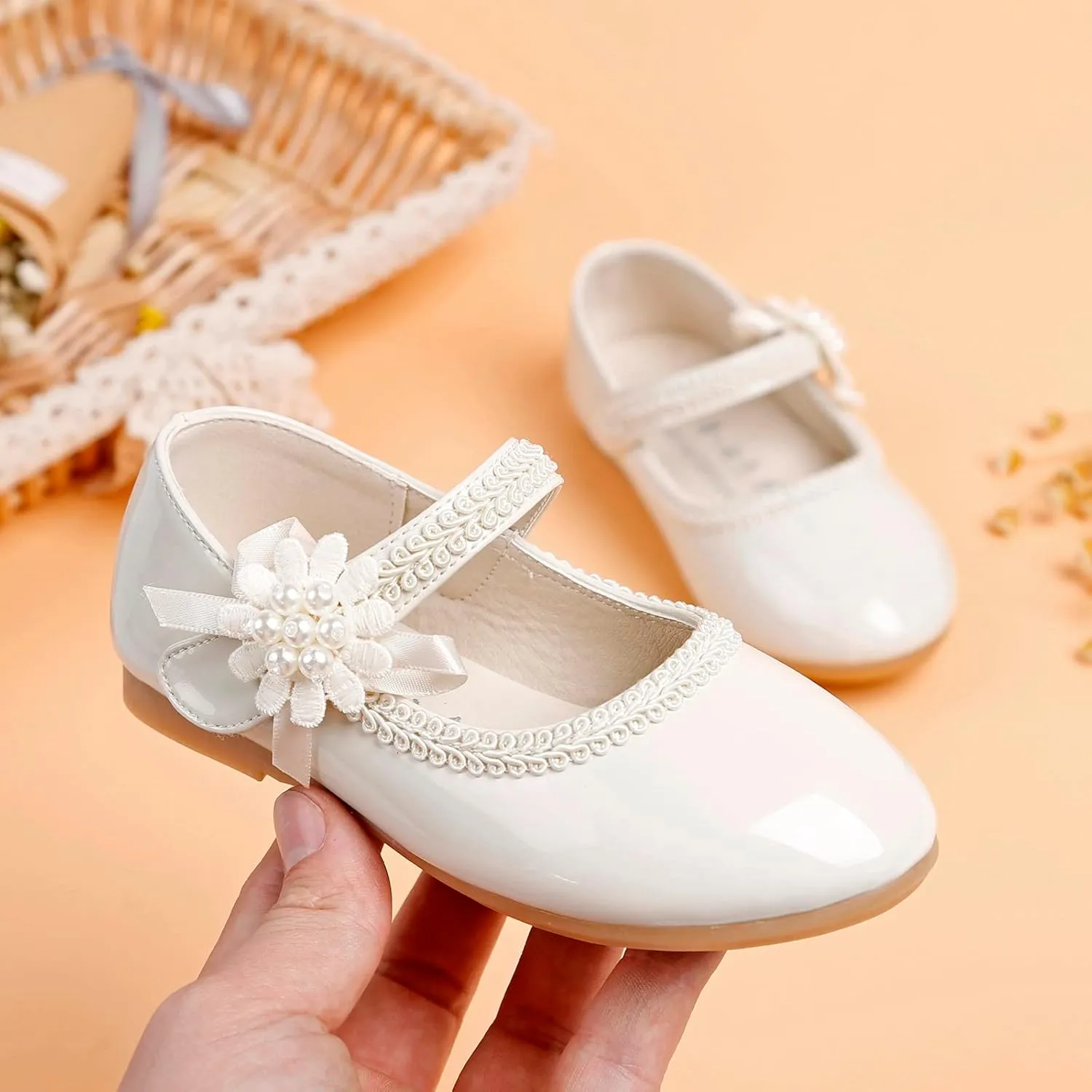 Girls Dress Mary Jane Shoes Toddler Hook and Loop Flower Flat Princess Little/Big Kid Wedding Performance Sandal