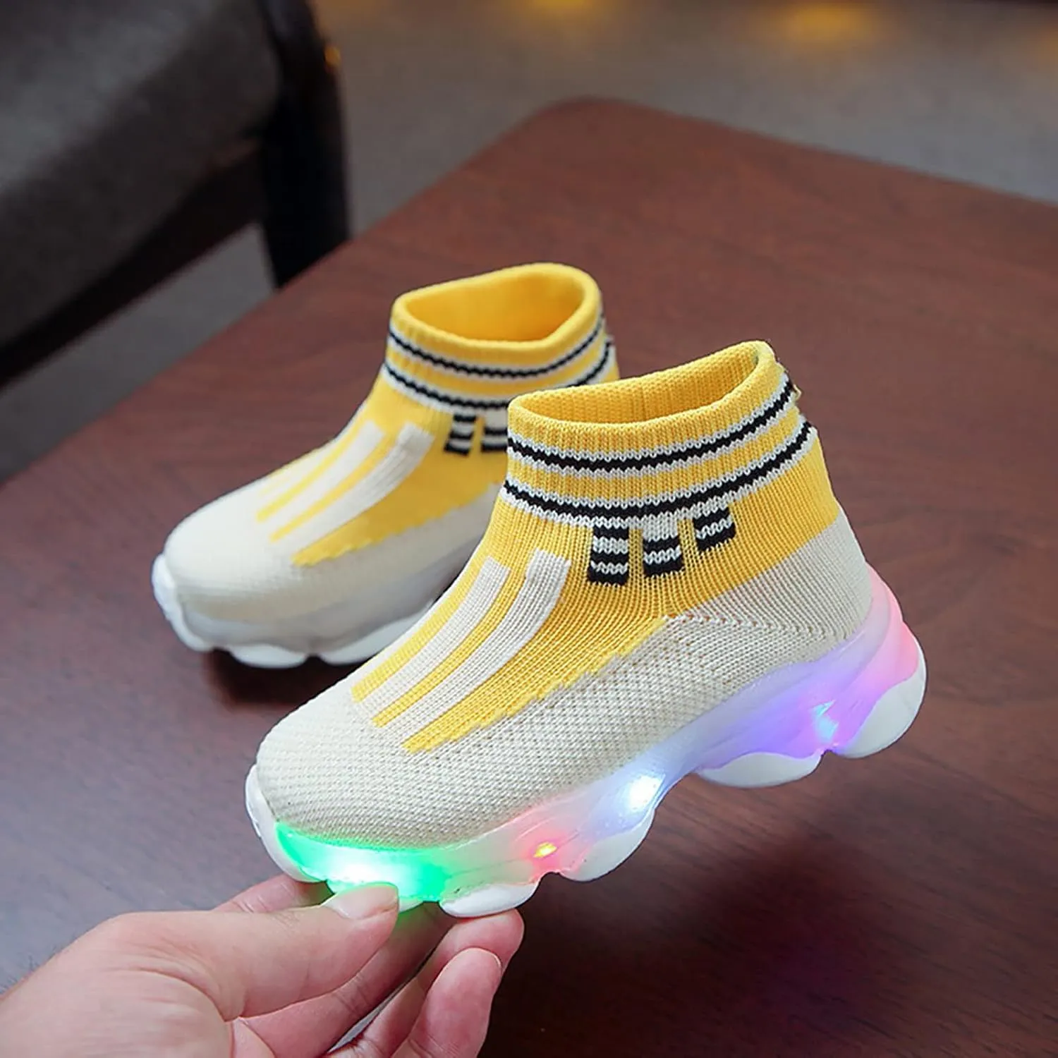 Girls Sneakers Toddler Kid Sneakers Breathable Non-Skid Walking Shoes Bling Led Light Luminous Sport Shoes (Yellow-04#b, 3.5-4Years)