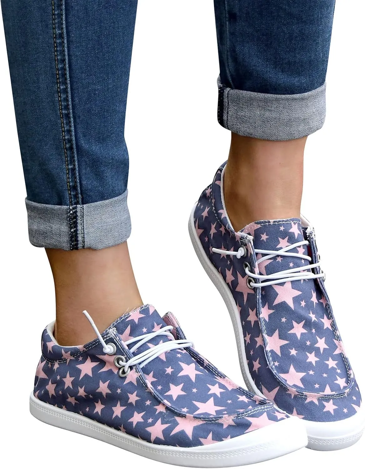 Gumipy Women's Lace-Up Loafers Valentine's Day Love Heart Print Fashion Sneaker Comfortable Lightweight Canvas Shoes Breathable Walking Shoes