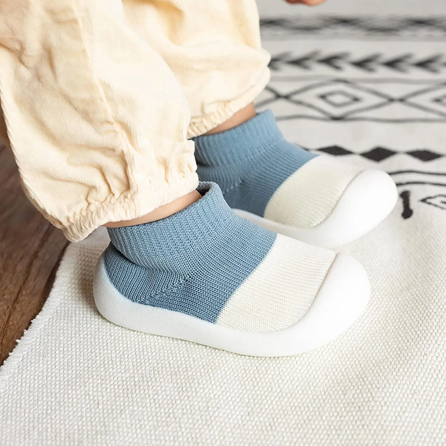 Infant Girls Boys Kids Leisure Shoes Mesh Soft Bottom Breathable Slip On Sport Shoes Socks Shoes 18 Month Sandals Girl