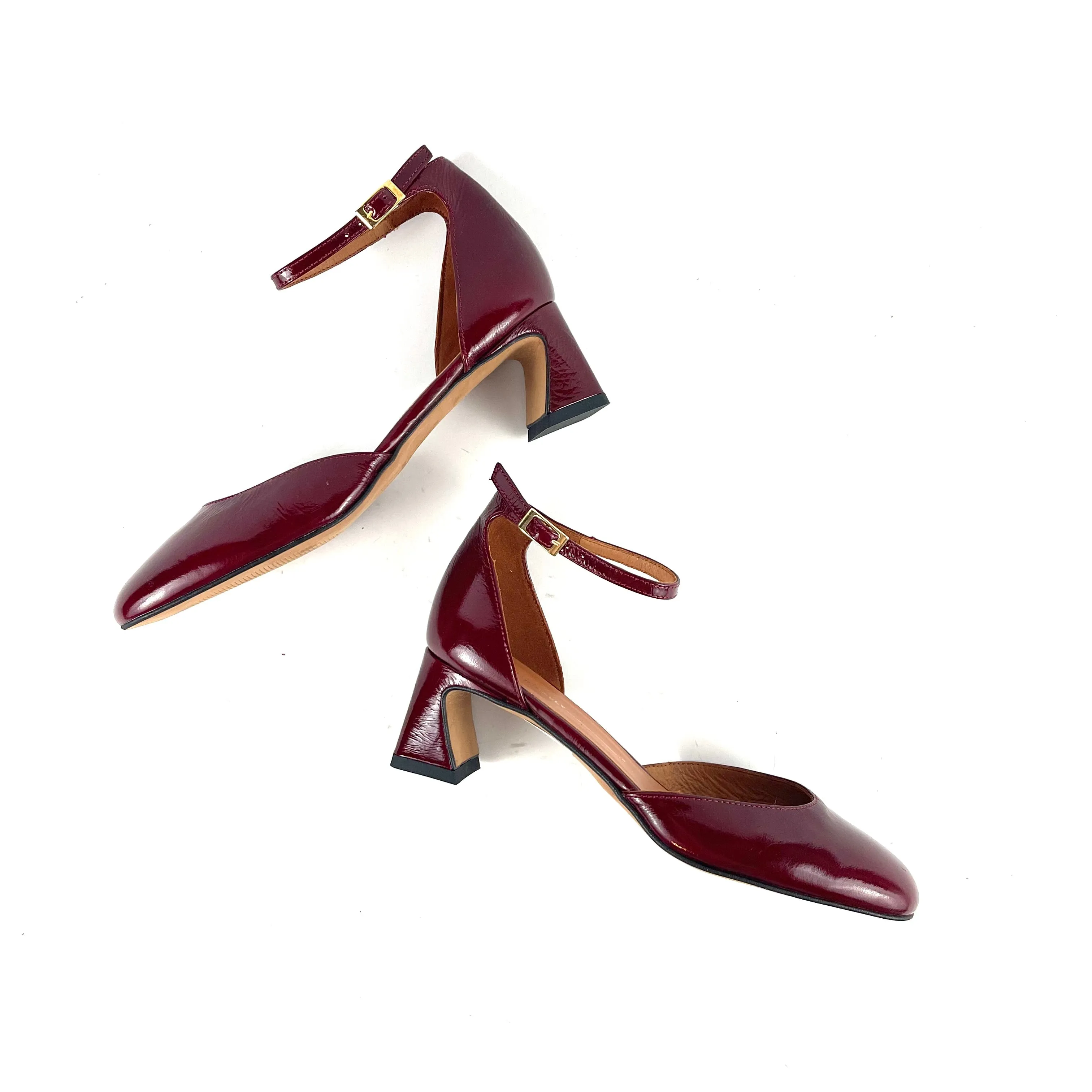 Intentionally Blank - Polly (Merlot)