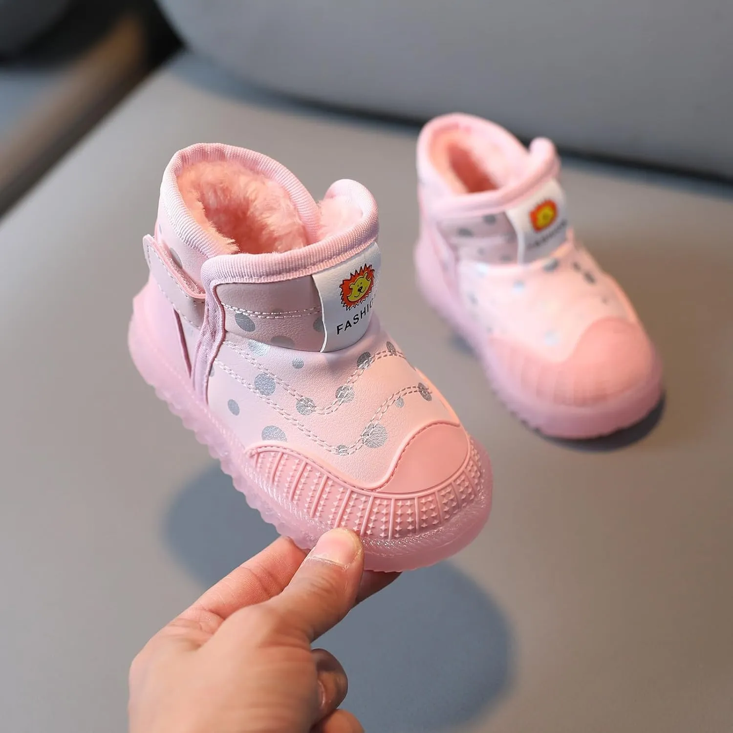 Light Up Shoes Toddler Lac𝐞 Up Non-Slip Ankle Boots Led Shoes Kid Luminous Shoes Baby Cold Weather Boots