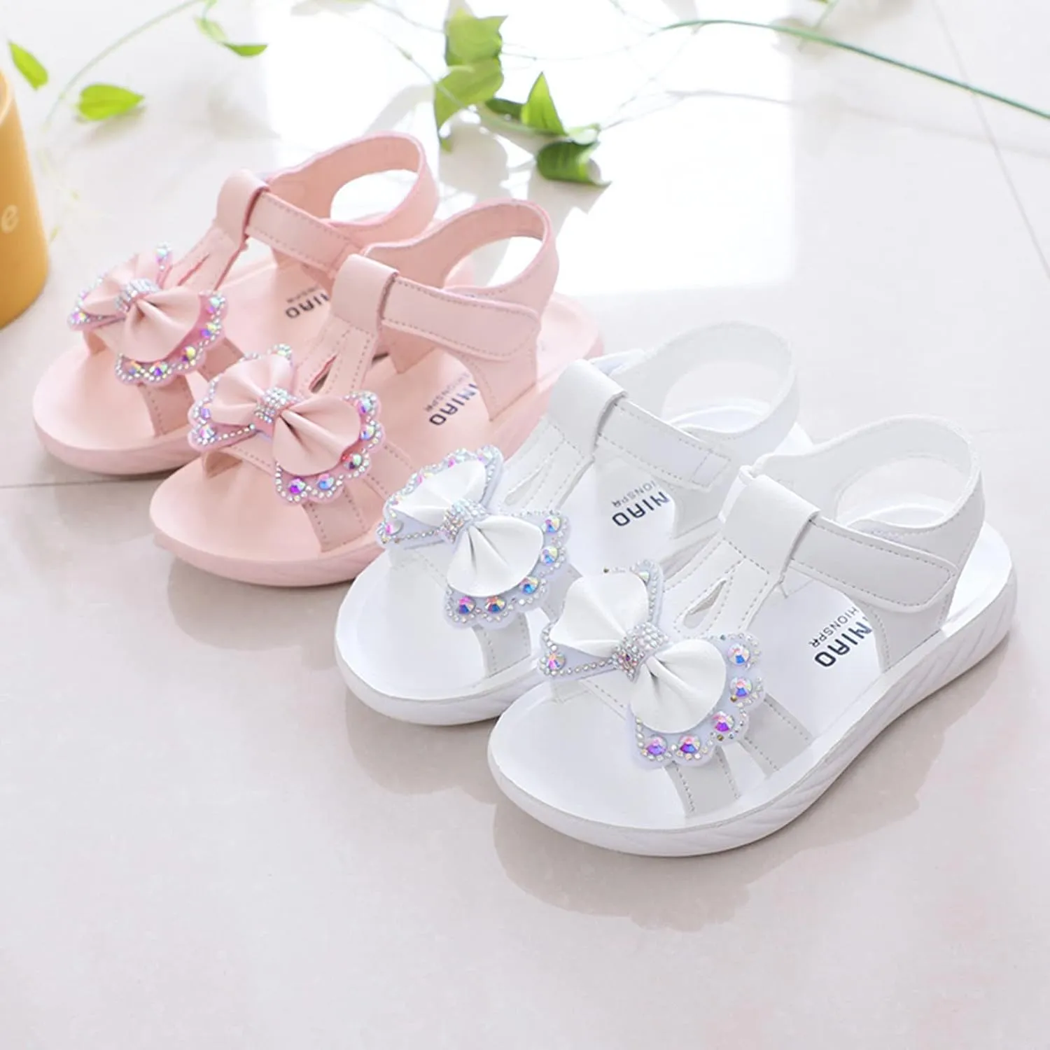 Little Girls Sandals Open Toe Cute Flat Dress Sandals Outdoor Fashion Summer Shoes Toddler First Walkers Shoes (White, 7-8 Years Little Child)
