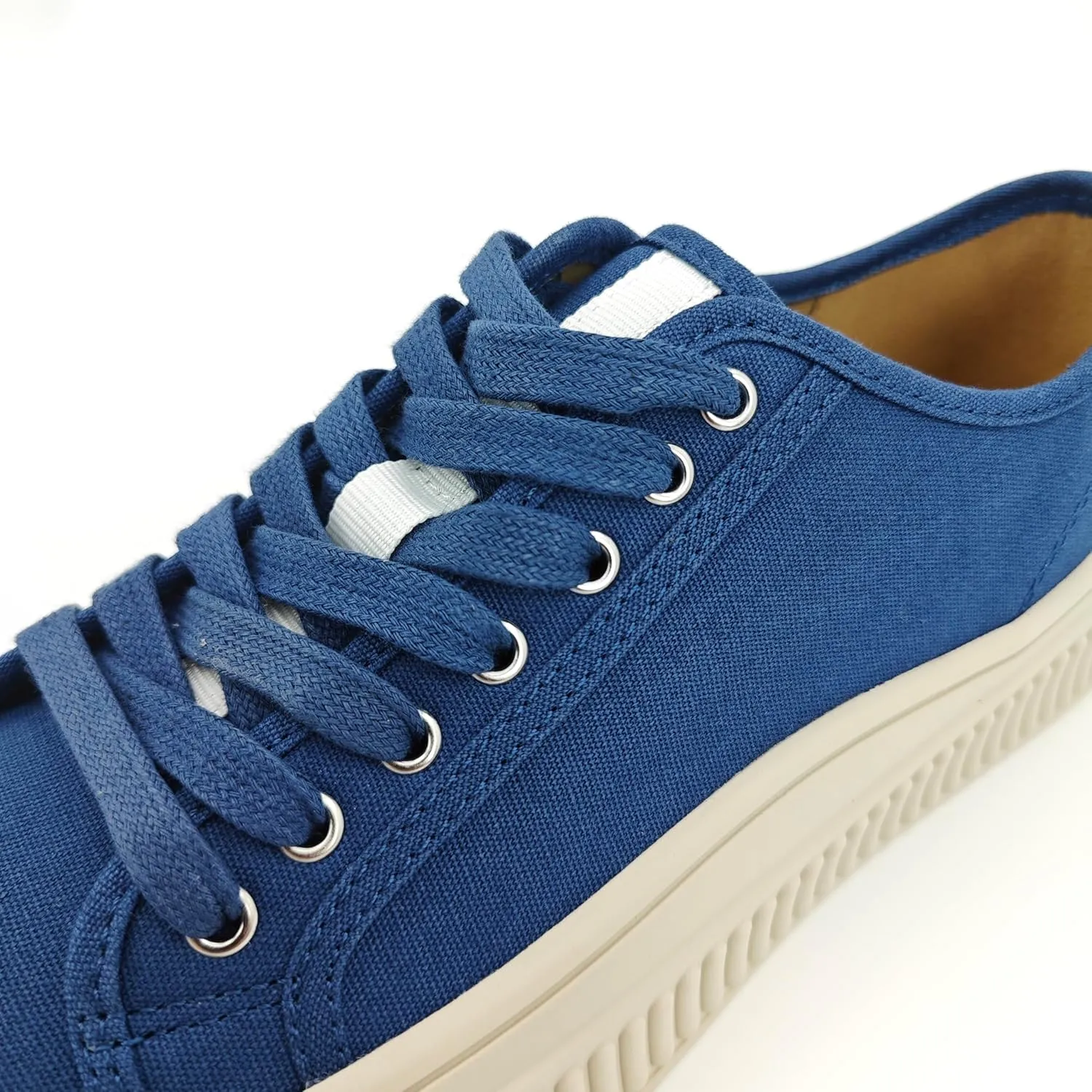 Low Top Fashion Canvas Sneakers for Women, Lace up Casual Walking Shoes