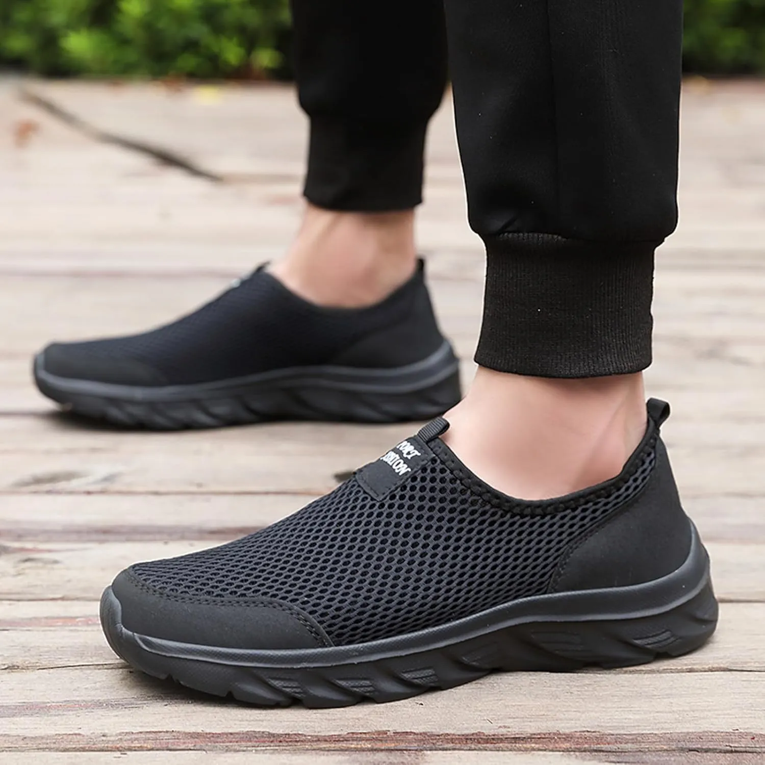 Memory Foam Versatile Shoes for Men Lightweight Breathable Slip On Running Shoe Business Casual Versatile Shoes