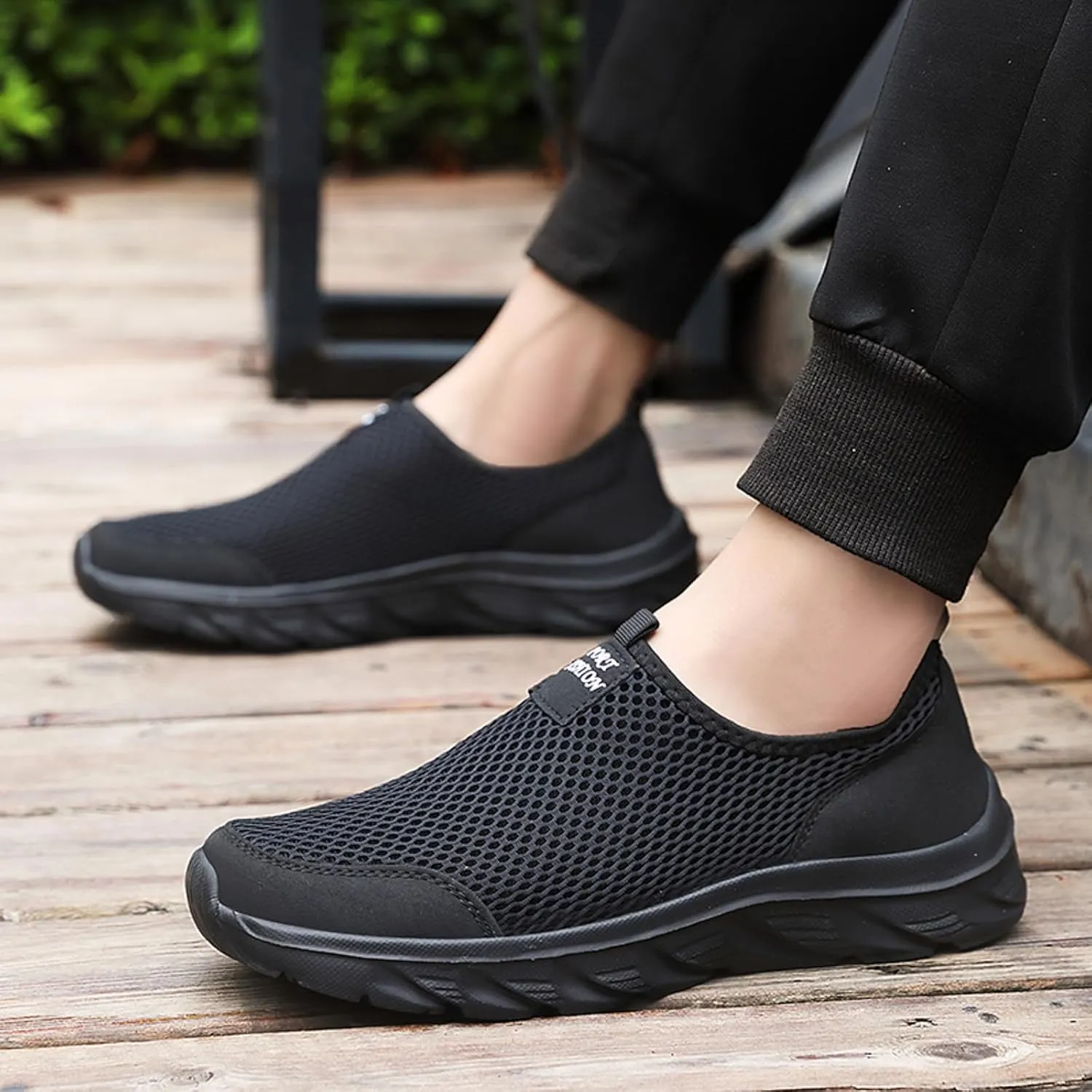 Memory Foam Versatile Shoes for Men Lightweight Breathable Slip On Running Shoe Business Casual Versatile Shoes