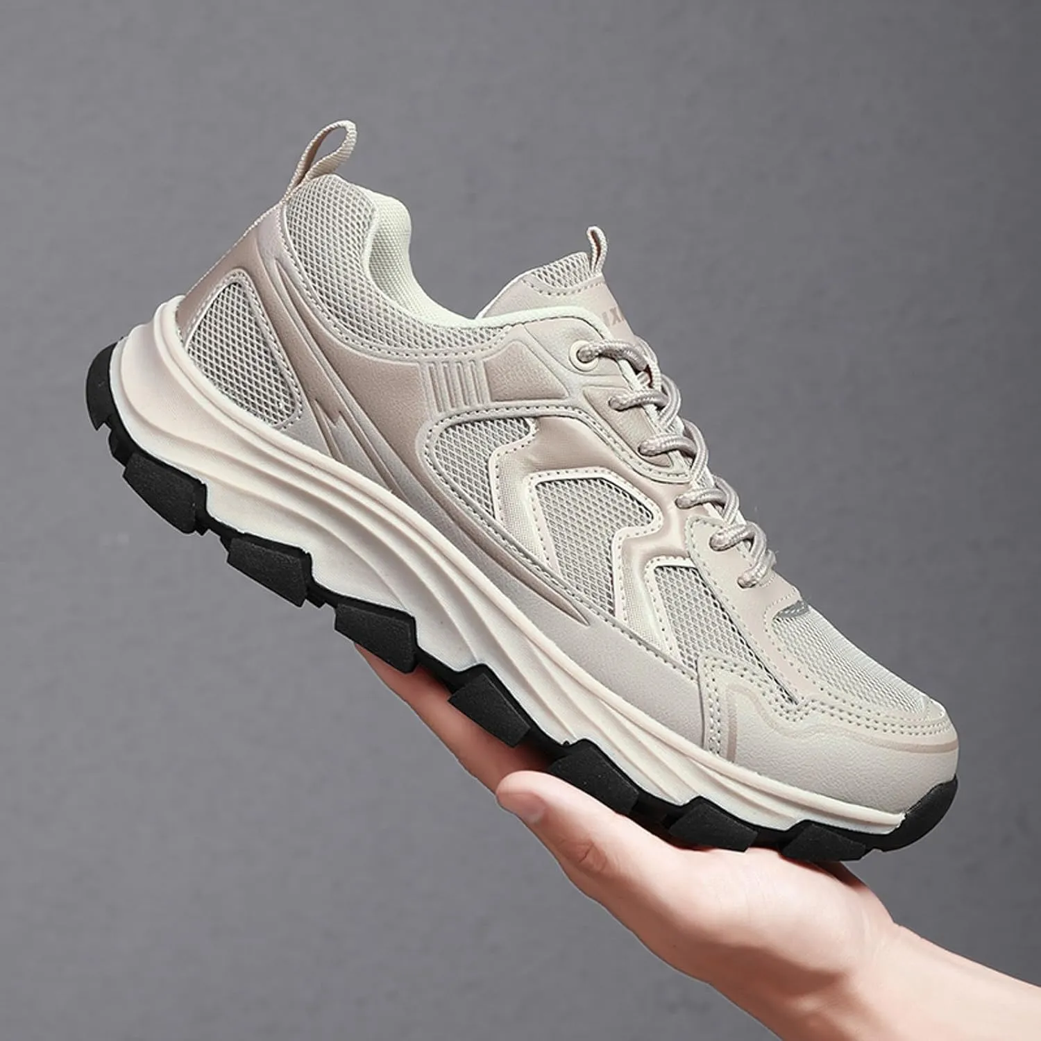 Men Sports Shoes Fashionable New Pattern Simple Solid Color Mesh Breathable Thick Sole Comfortable and Sneaker Socks Men Men'