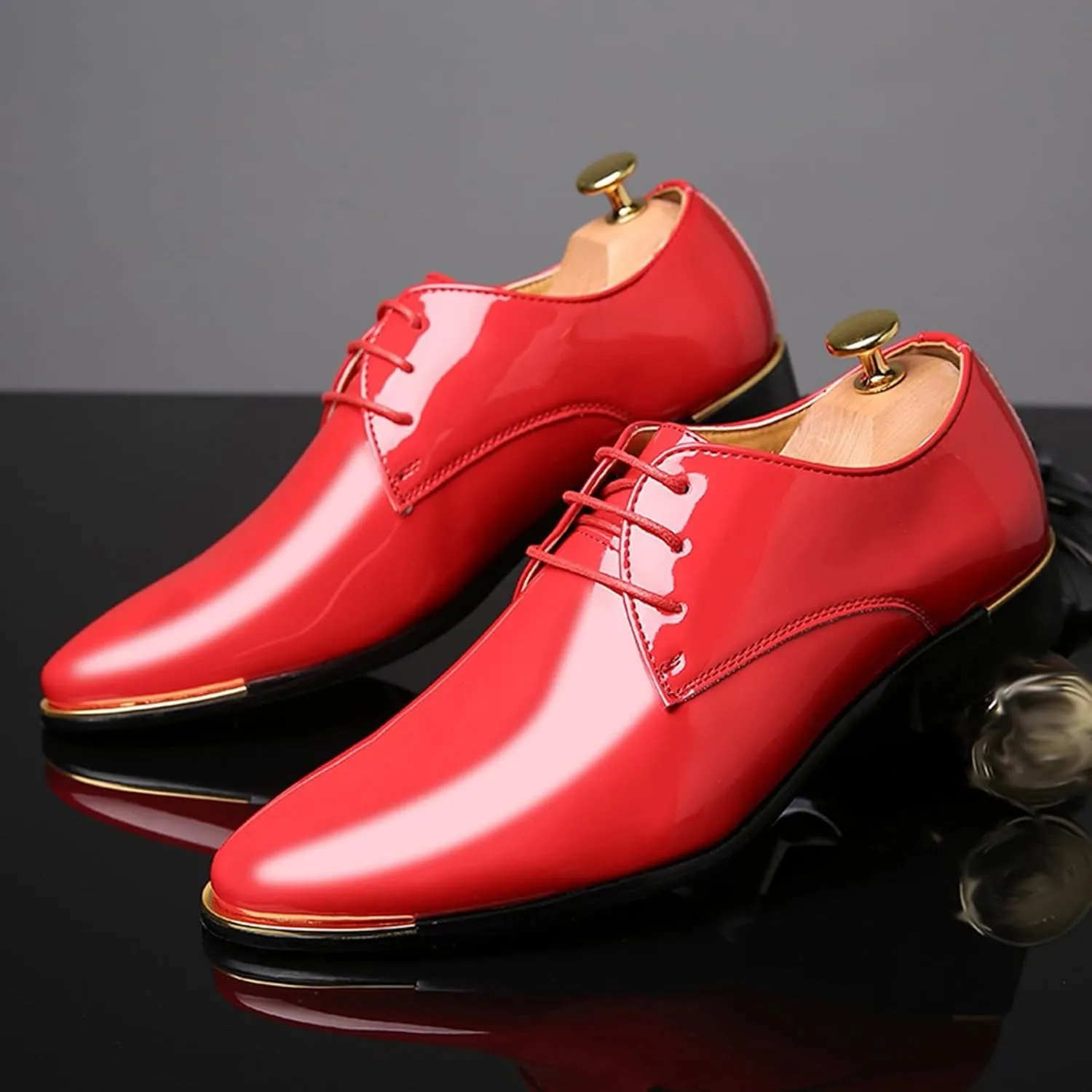 Mens Business Formals Shoes with Comfortable Low Heel Arch Support Walking Leather Shoes Patent Leather LCE up Dress Shoe Men Retro Pointed Toe Oxfords Comfortable Business Dress Oxfords