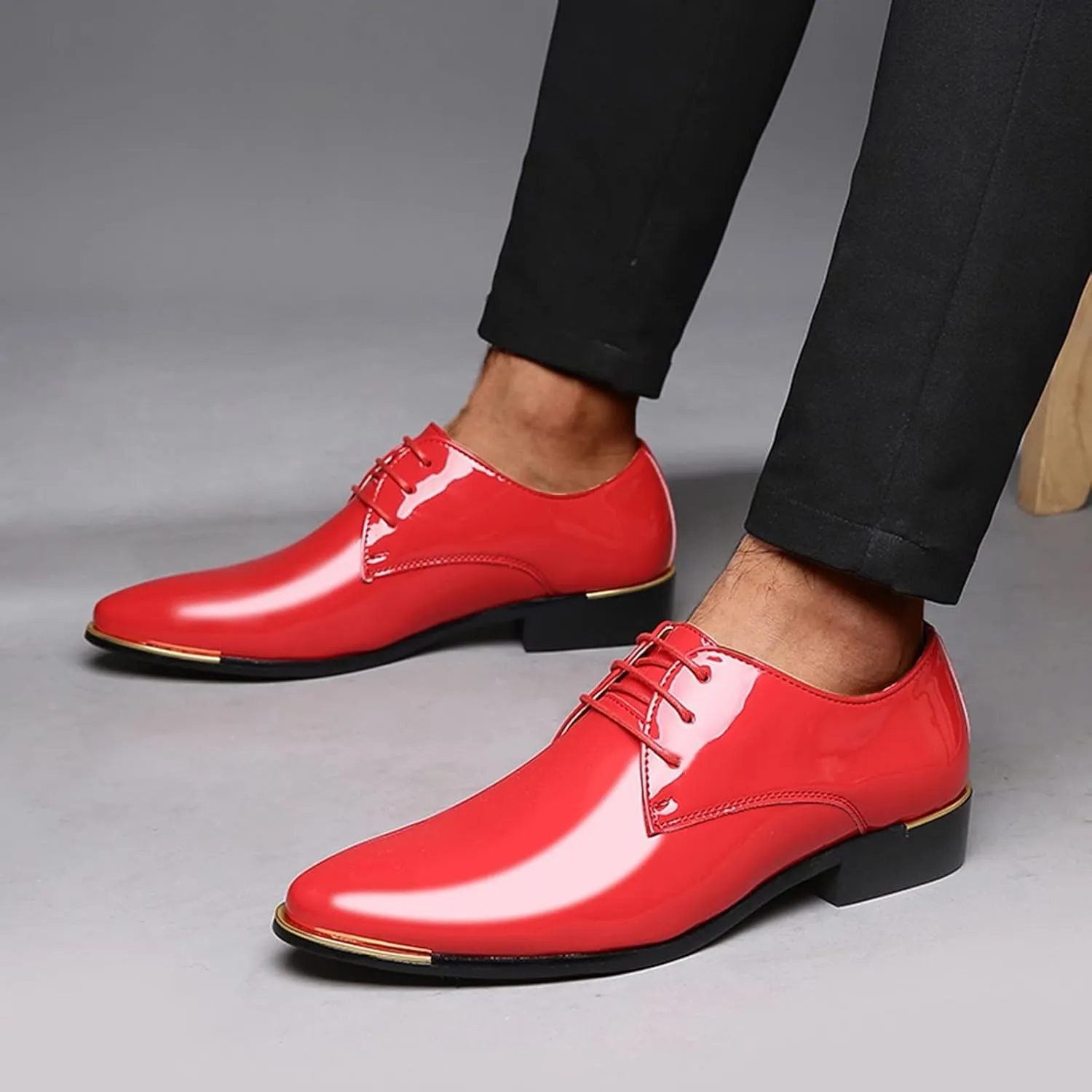 Mens Business Formals Shoes with Comfortable Low Heel Arch Support Walking Leather Shoes Patent Leather LCE up Dress Shoe Men Retro Pointed Toe Oxfords Comfortable Business Dress Oxfords