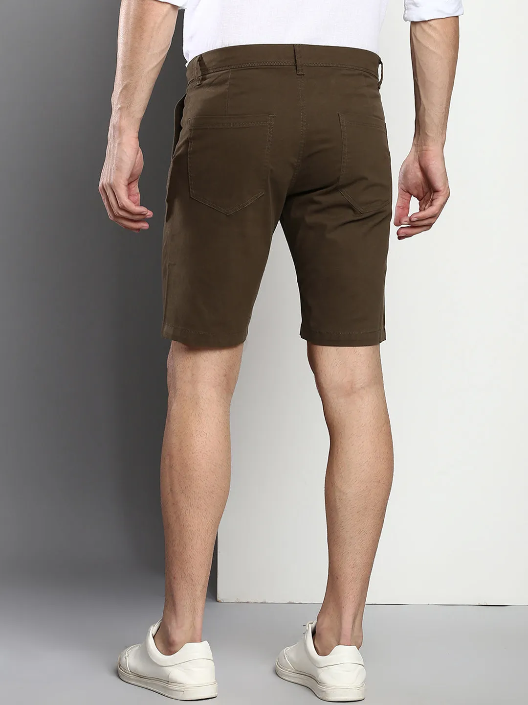 Men's Olive Slim Fit Mid Rise Casual Cotton Shorts