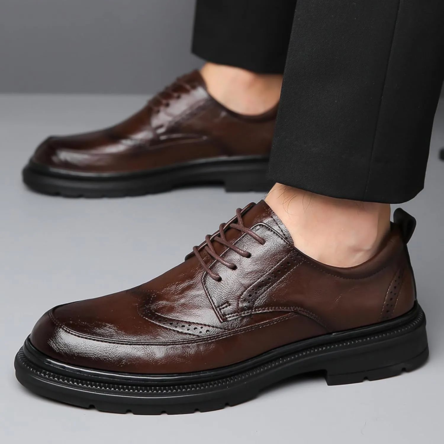 Men's Platform Wingtip Brogue Oxfords,Classic Lace Up Low Top Leather Dress Shoes,Comfortable Tuxedo Shoes Formal Derby Shoes