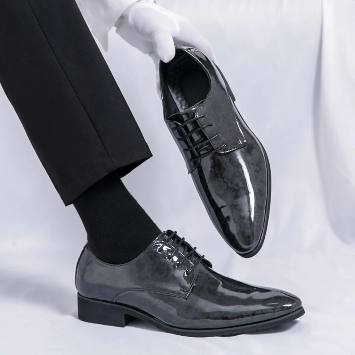 Mens Retro Printed Patent Leather Lace Up Dress Oxfords Shoes Low Top Pointed Toe Non-Slip Chunky Heels Casual Dreby Shoes for Formal Business Wedding