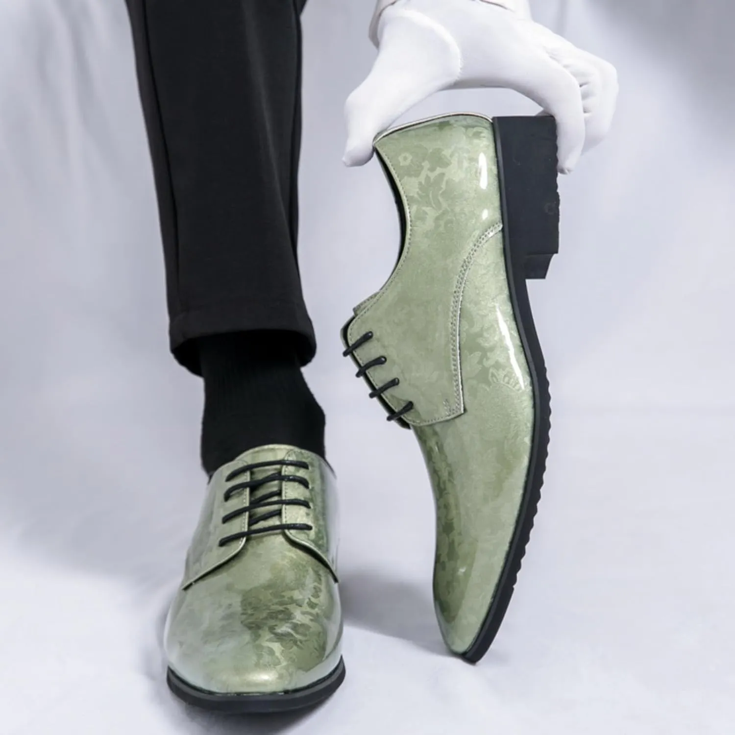 Mens Retro Printed Patent Leather Lace Up Dress Oxfords Shoes Low Top Pointed Toe Non-Slip Chunky Heels Casual Dreby Shoes for Formal Business Wedding