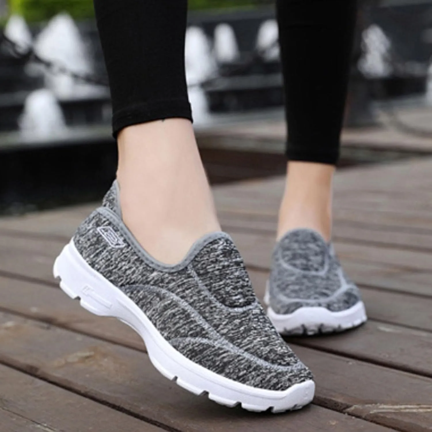 Mens Slip On Men's and Women's Soft Soled Breathable and Comfortable Sports Casual Shoes