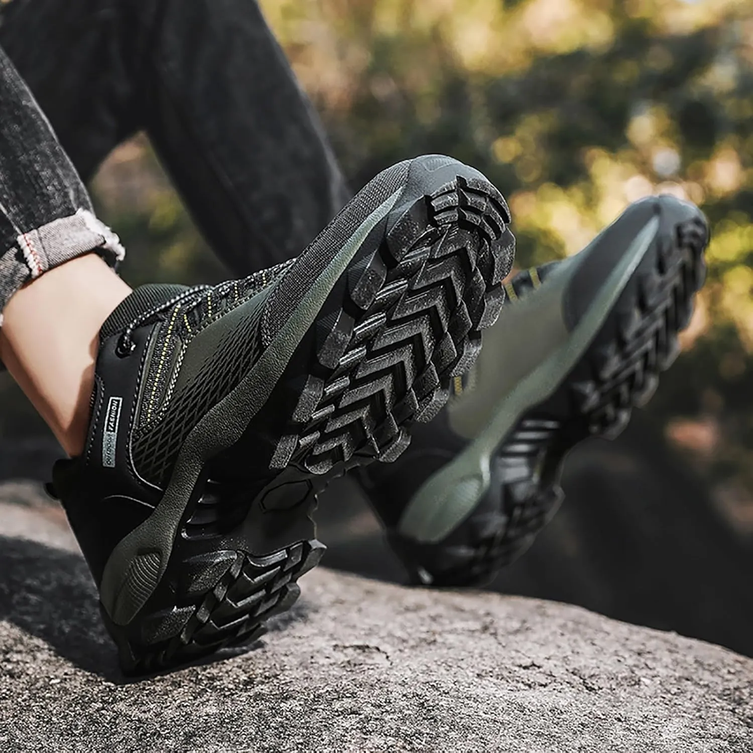 Men's Waterproof Hiking Shoes Lightweight Comfortable Non Slip Breathable Leather Walking Shoes for Outdoor Trekking Climbing Camping with Arch Support Men's Daily Work Shoe
