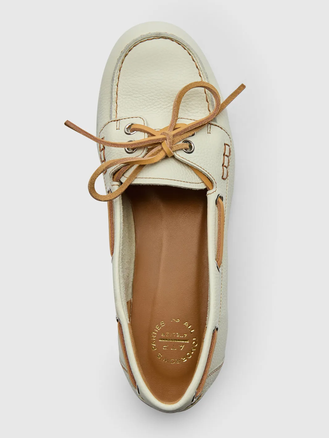 Nesso Bianco/Contrast Stitch Grained Leather Boat shoes