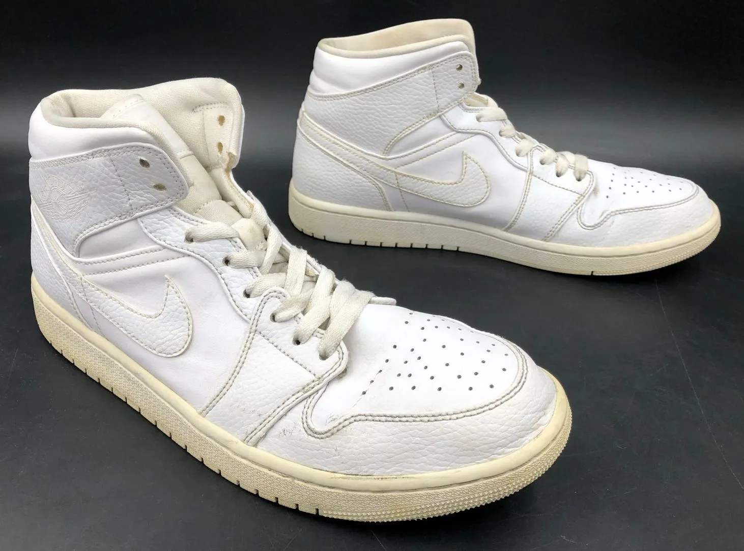 Nike Air Jordan 1 Mid 'Triple White' 2020 Men's Sneakers - Size 10.5 ( COA)