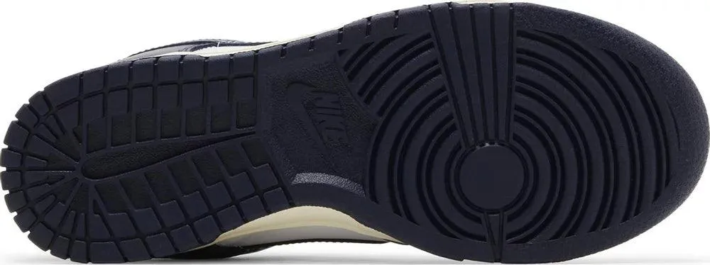 Nike Dunk Low PRM 'Vintage Navy' (W)