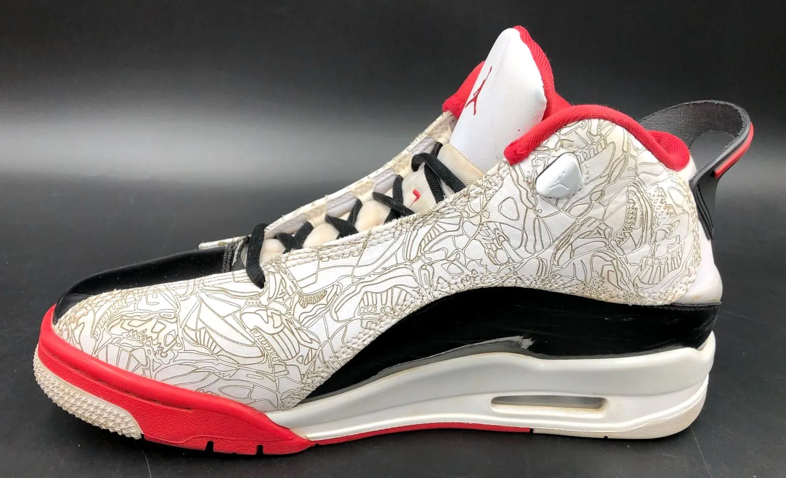 Nike Jordan Dub Zero Men's 'Varsity Red' & White/Black Sneakers - Size 8 ( COA)