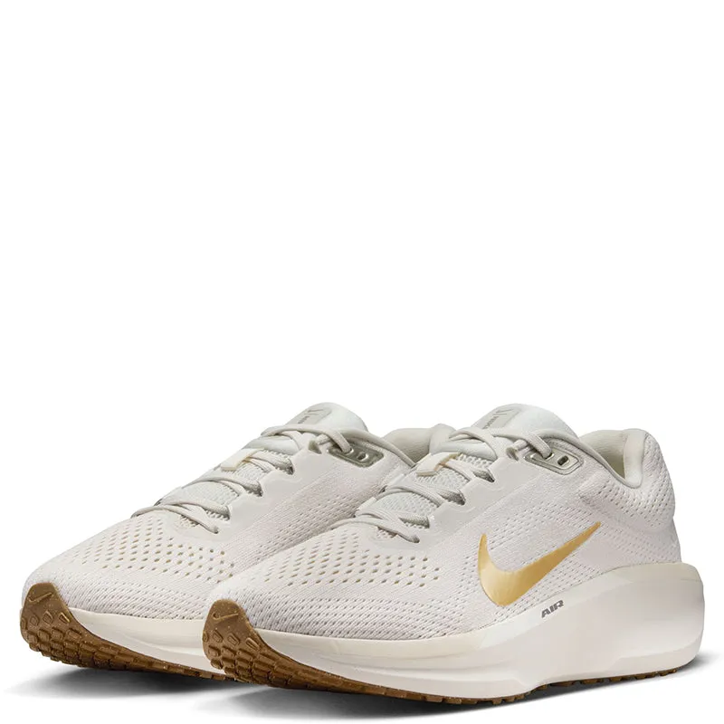 Nike Women's Winflo 11
