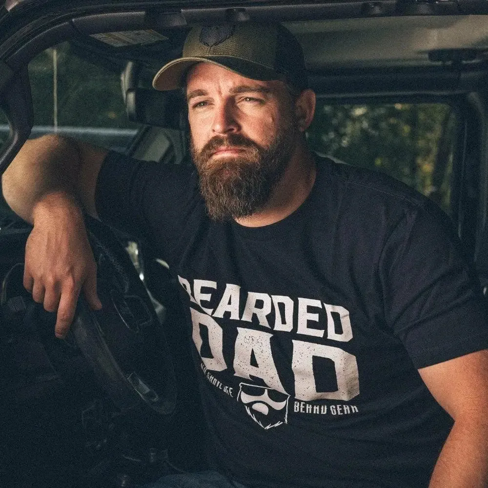 No Shave Life's BEARDED DAD Black Men's T-Shirt