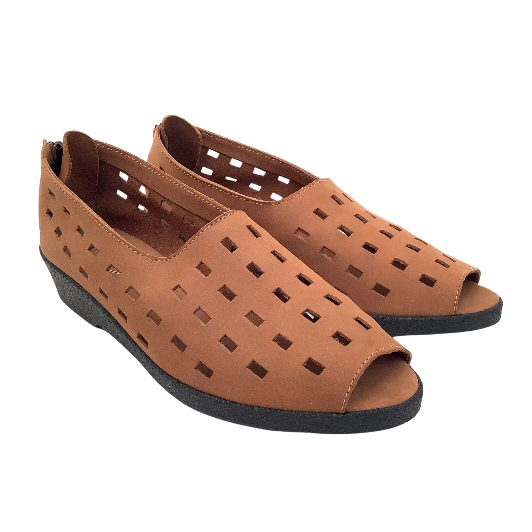 Pupilo Flat Heel Shoes