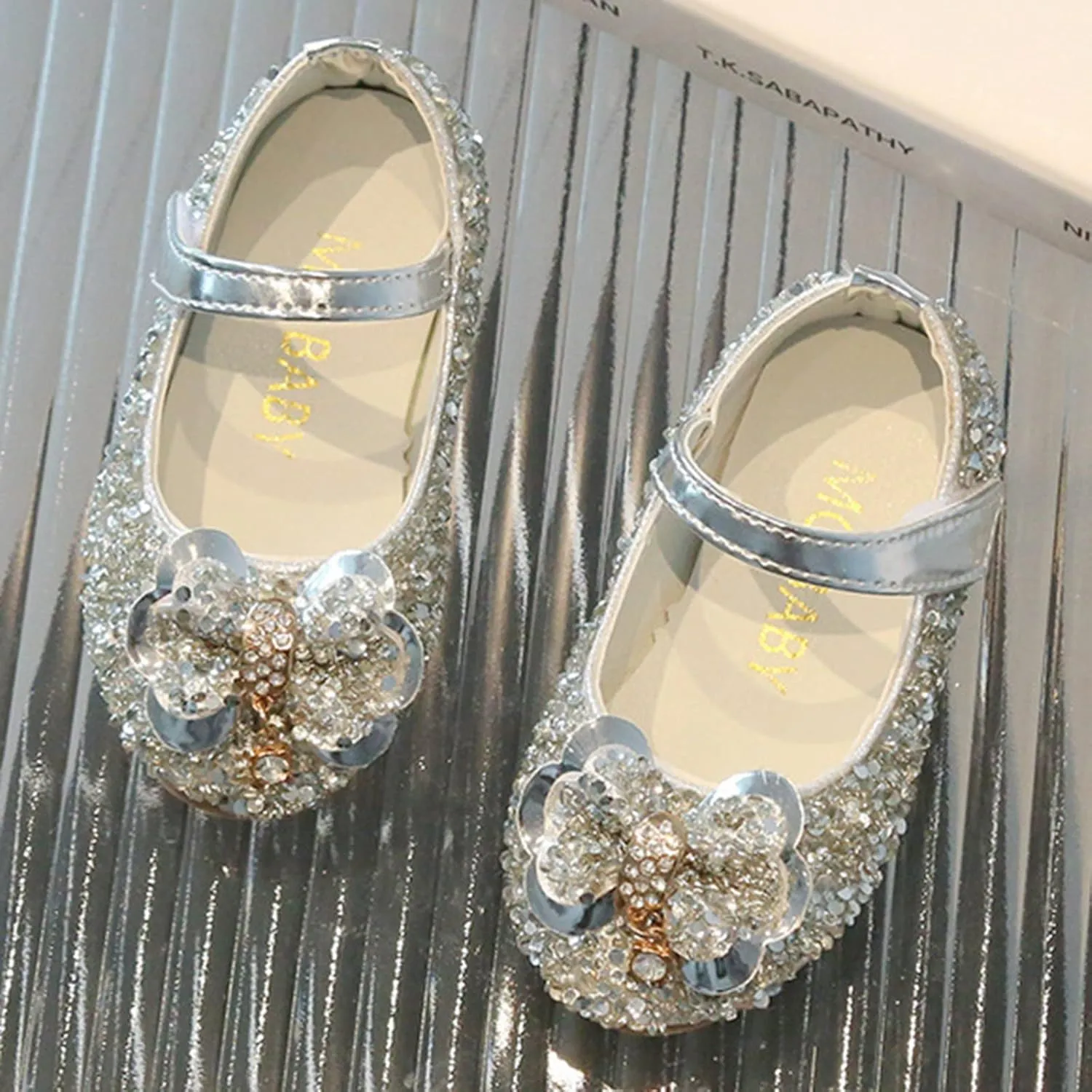 sfdgfhyf Children Home Foot Warmer Children Shoes Fashion Band Diamond Flat Bottom Princess Shoes Fashion Bow Princess