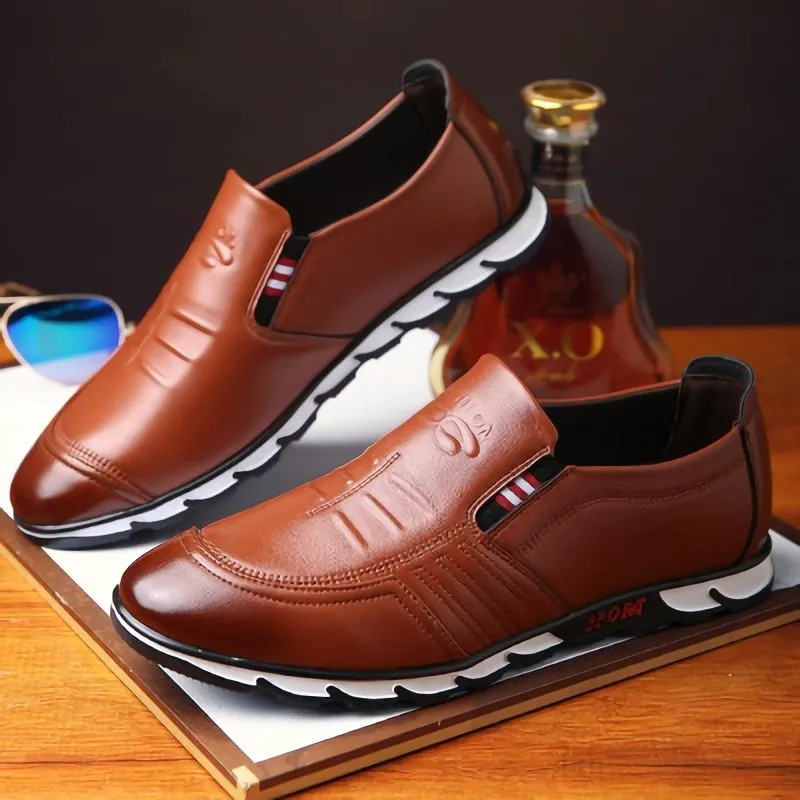 Shoes - Retro Style Men's Casual Leather Shoes