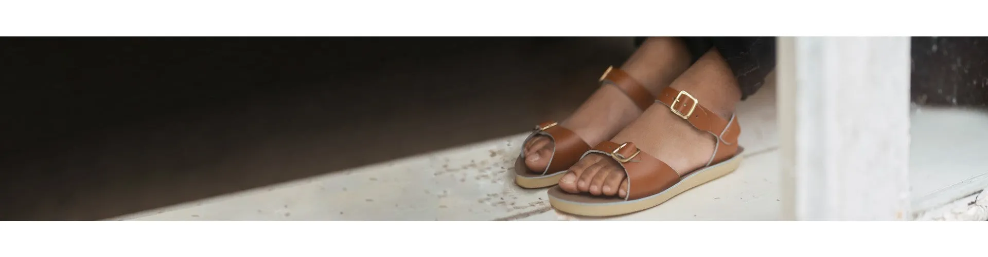 Surfer Salt Water Sandals - Tan