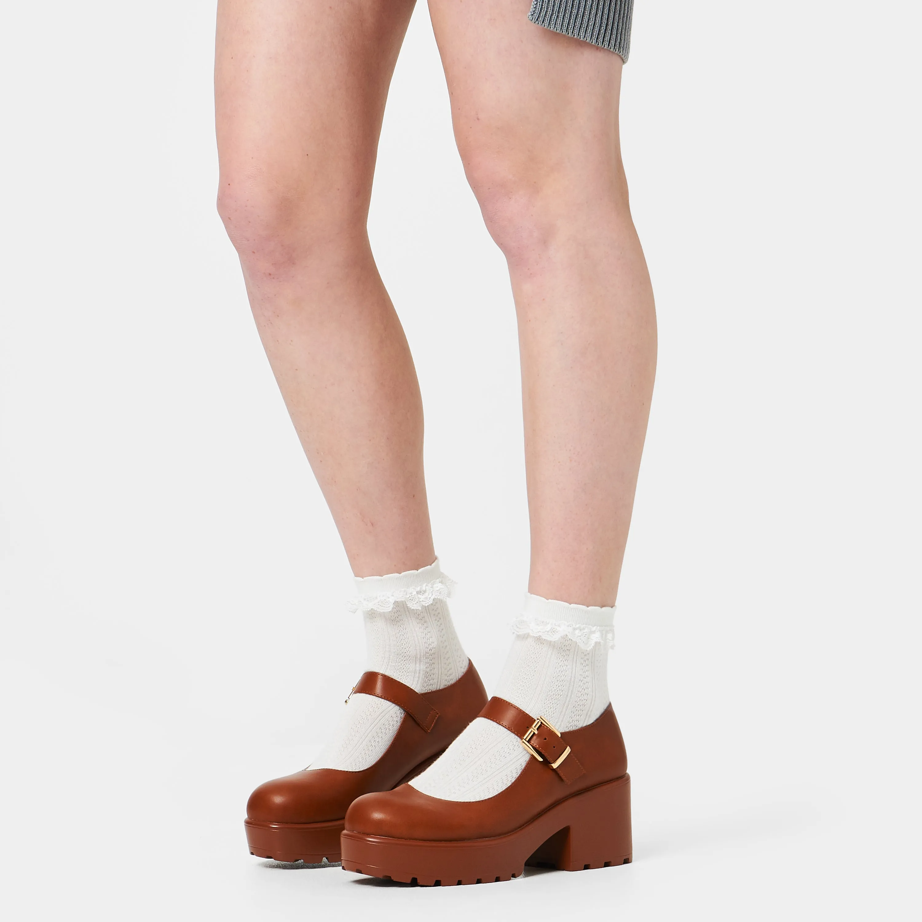 Tira Mary Janes 'Acorn Brown Edition'
