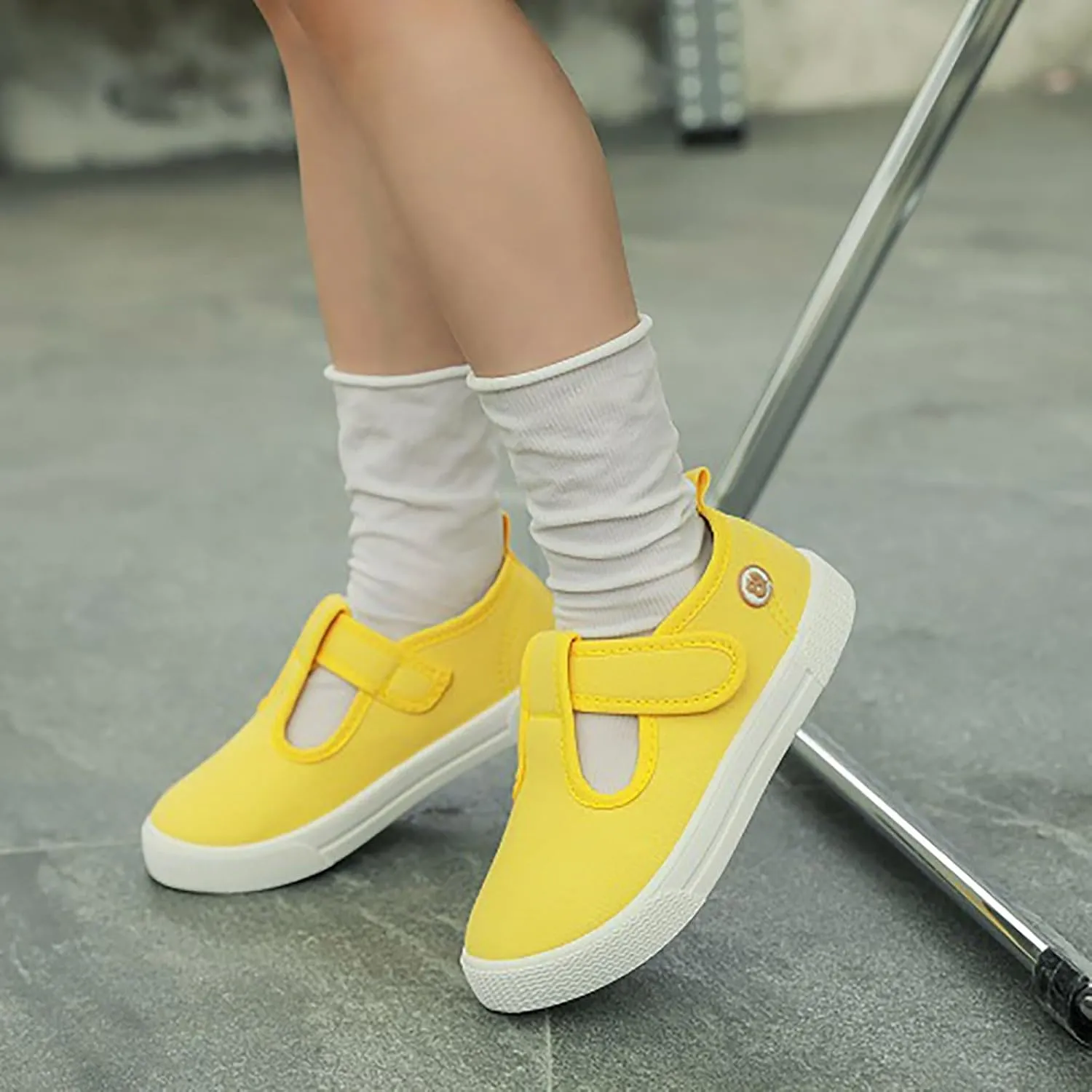 Toddler Boys Girls Slip On Walking Shoes Kids Low Top Canvas Sneaker Shoes Classic Flat for Kids Casual Sneaker