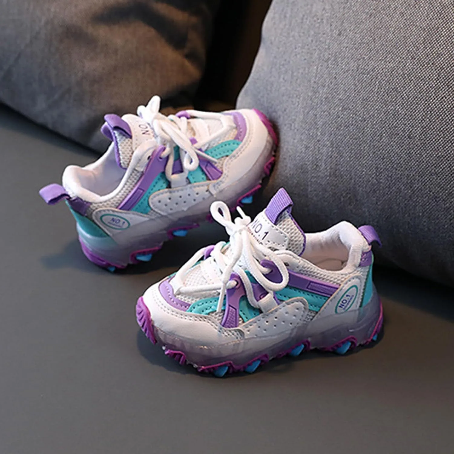 Toddler LED Light Up Shoes Baby Boys Girls Breathable Fashion Flashing First Walking Sneaker for Toddler Running Shoes