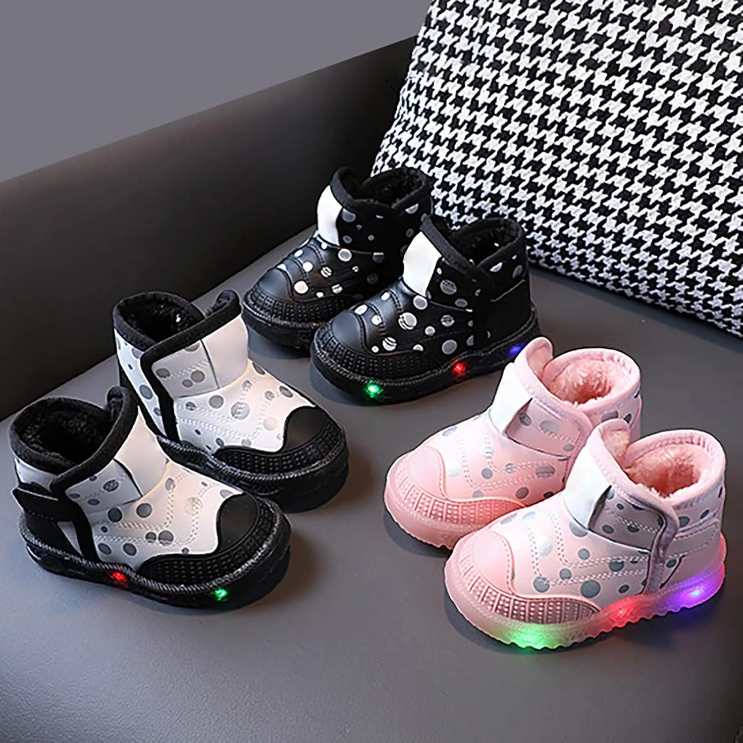 Toddler Light Up Shoes Non-Slip 𝐖aterproof Slip On Winter Boots Wide Toe Box Warm Snow Boots Led Casual Sneaker