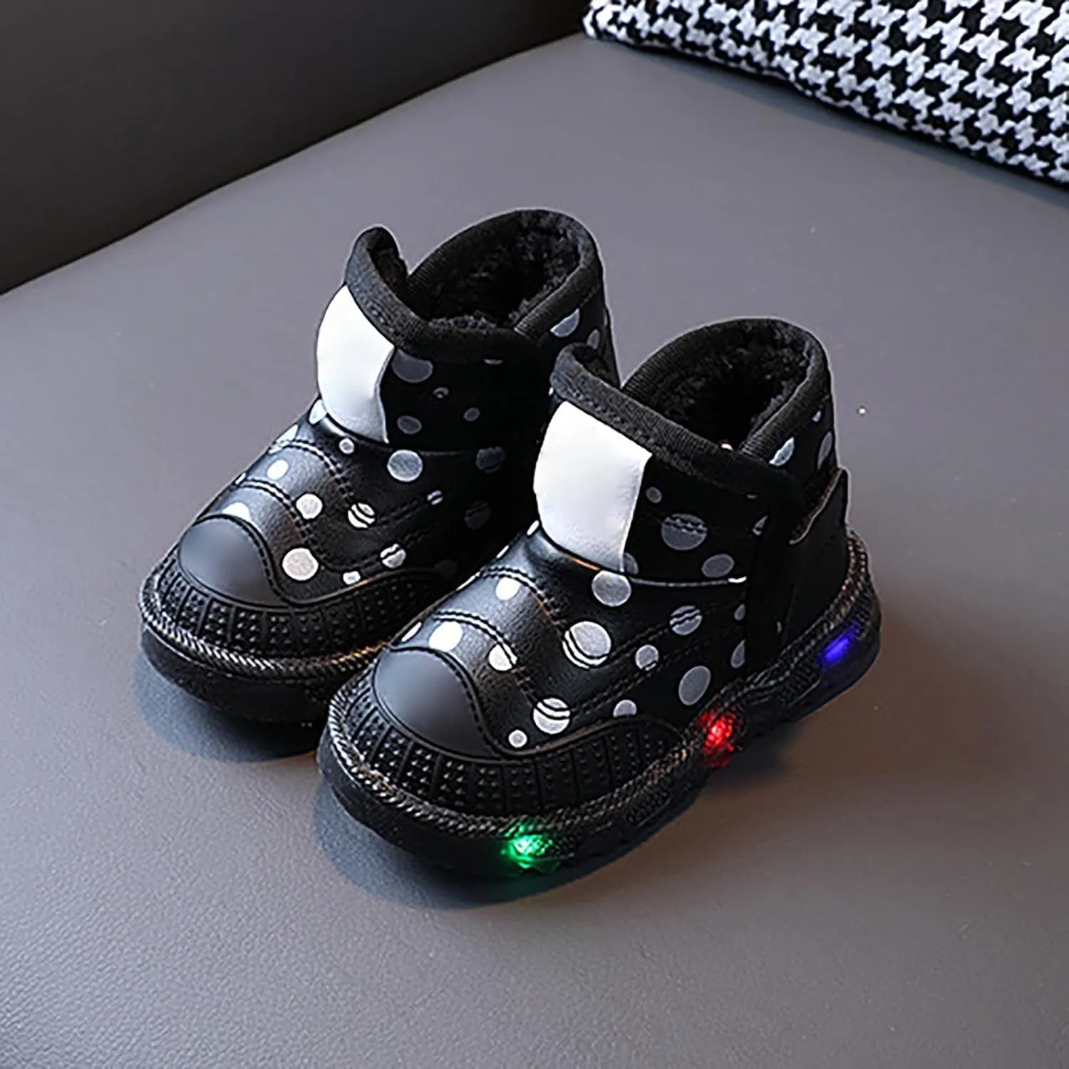 Toddler Light Up Shoes Non-Slip 𝐖aterproof Slip On Winter Boots Wide Toe Box Warm Snow Boots Led Casual Sneaker